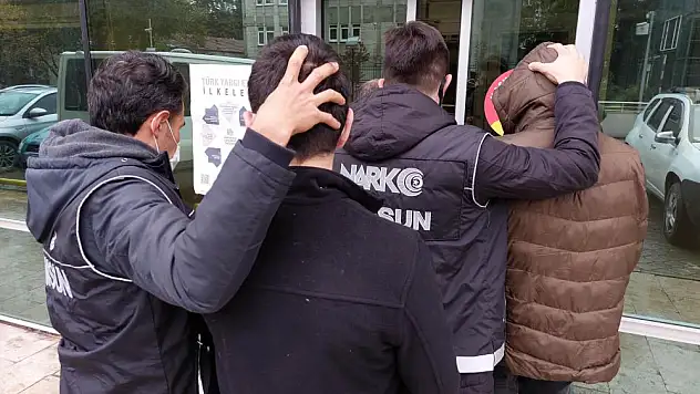 Samsun'da uyuşturucu ticaretine 3 tutuklama
