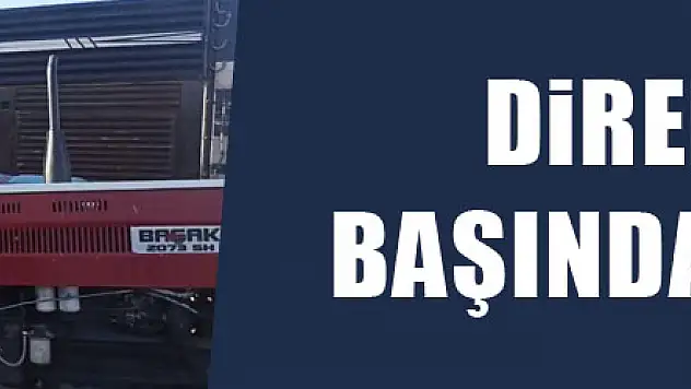 Direksiyon başında sızdı, küspe yığınına çarptı