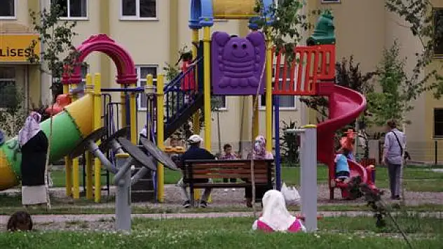 Çarşambalılar ramazanı parklarda geçiriyor