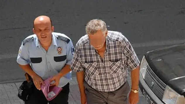 62 lik adam adliyeye sev edildi