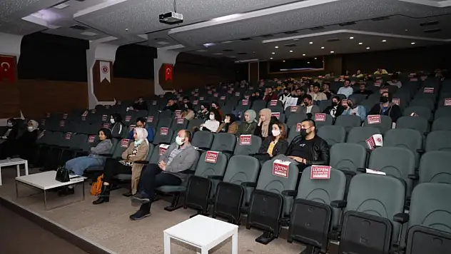 DÜSAM Film Gösterimleri dizisi başladı