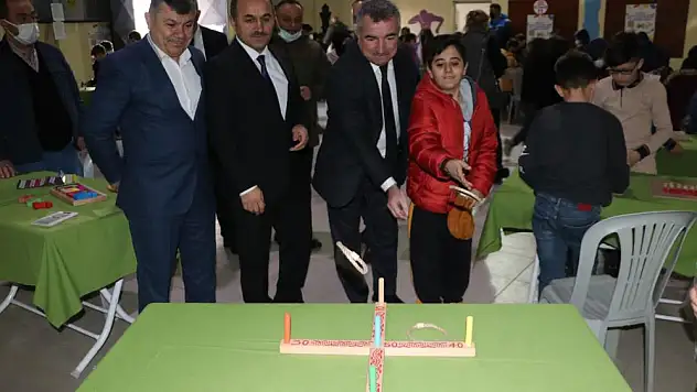Havza'da 2. Zekâ Geliştirici Ahşap Akıl ve Strateji Oyunları El Sanatları Sergisi