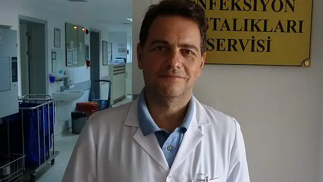 'Omicron varyantının akciğerler boyutunda tahribat yapıcı bir etkisi şimdilik gözükmüyor'