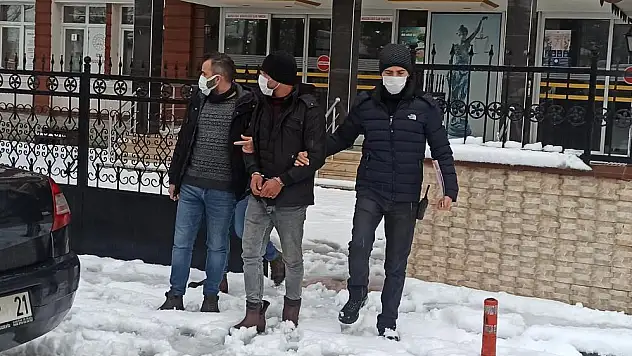 4 yıl 2 ay hapis cezası bulunan şahıs cezaevine gönderildi