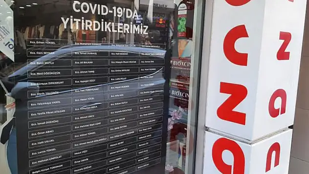 Koronadan ölen eczacılar, eczanelerde anılıyor