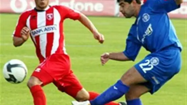 Samsunspor'da kampın ilk sınavı