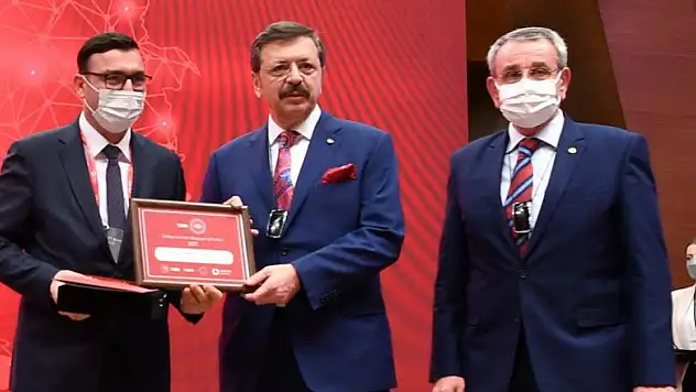 Murzioğlu, TOBB Türkiye 100'e giren Samsunlu şirketleri kutladı