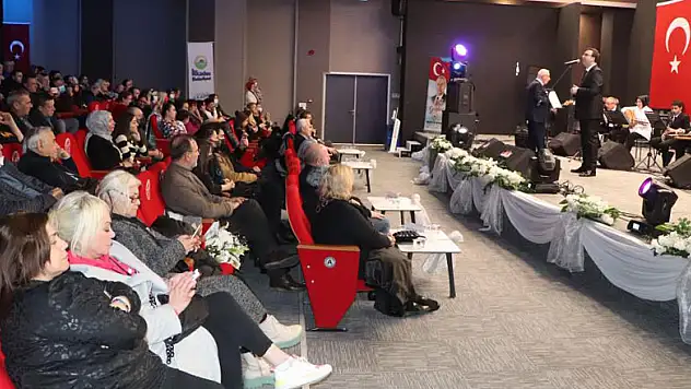 İlkadım Türk Sanat Müziği Korosu'ndan unutulmaz konser
