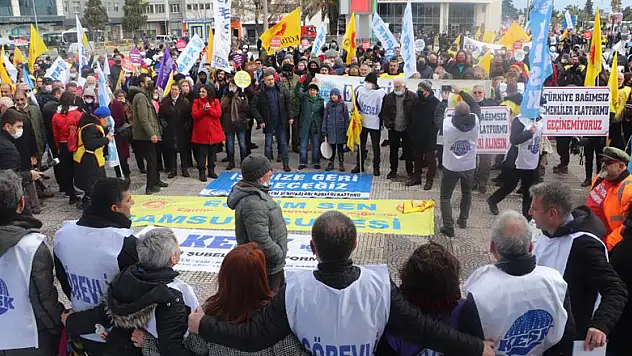 Samsun'da sendikalardan yürüyüş ve miting
