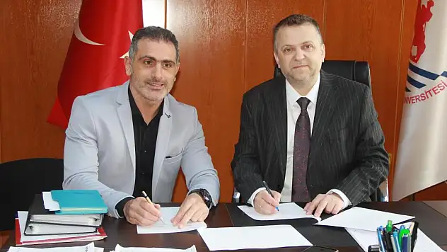 Matematik bölümü öğrencilerine okurken iş imkanı