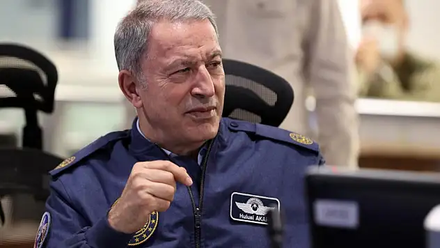 Bakan Akar Pençe-Kilit Operasyonundaki son durumu açıkladı