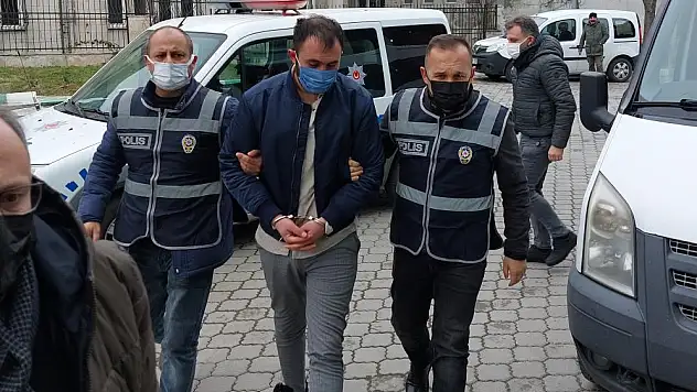 Samsun'da Onur Anıtı'na saldıranlara 5 yıl 22'şer gün hapis
