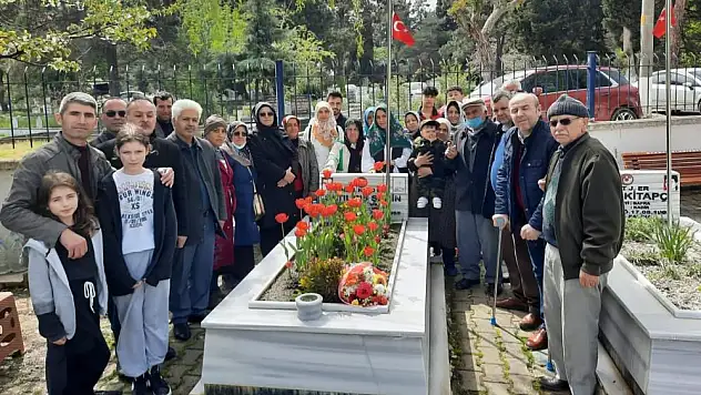 Şehit onbaşı kabri başında anıldı