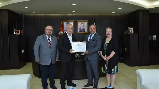 Turizm İşletmeciliği Bölümüne Akreditasyon Belgesi     