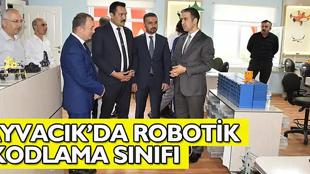 AYVACIK'DA ROBOTİK KODLAMA SINIFI