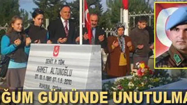 Şehit Teğmenin mezarına doğum günü ziyareti