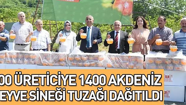 100 üreticiye 1400 Akdeniz meyve sineği tuzağı dağıtıldı