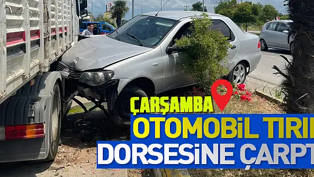 Otomobil tırın dorsesine çarptı