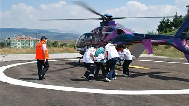 Ambulans ve Helikopte Belinde kırık olan kadın için havalandı