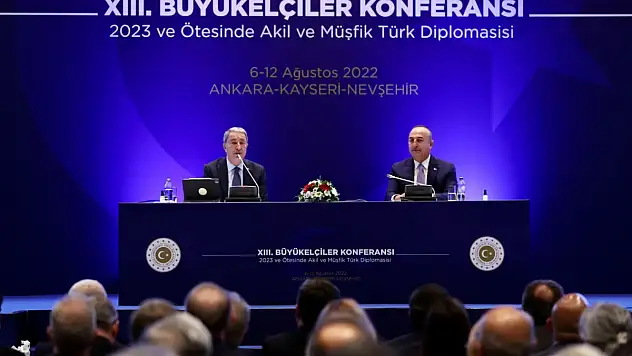 Bakan Akar: 'Yaptığımız operasyonların hiçbiri işgal harekatı değildir'
