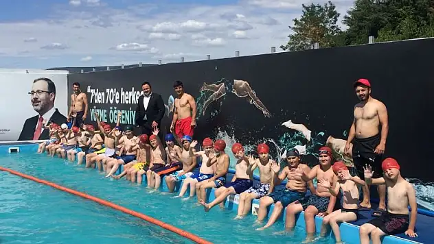 'Yüzme Bilmeyen Kalmasın Projesi'ne Vezirköprü'den bin başvuru