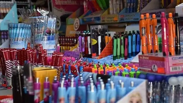 Göz alıcı kırtasiye ürünlerindeki kanser tehlikesine dikkat