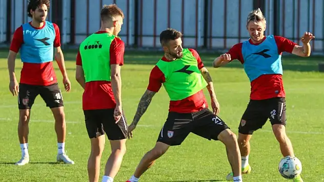 Samsunspor ile Çaykur Rizespor 45. randevuya çıkıyor