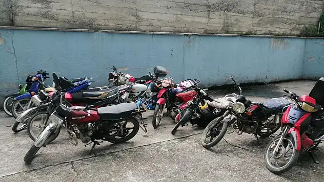 Polisten motosiklet uygulaması: 11 motosiklet trafikten men edildi