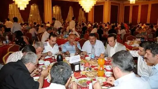Başkan Genç'ten personeline iftar