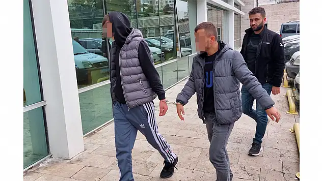 Samsun'da bir kişinin bıçakla ağır yaralanmasına 5 gözaltı