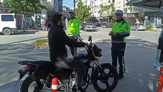 Bafra'da motosiklet sürücülerine sıkı denetim