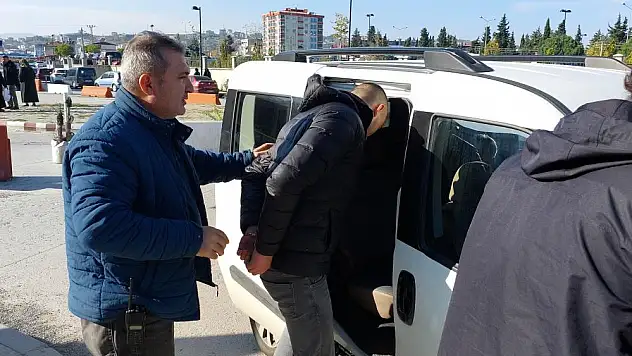 Samsun'a 2 kişiyi silahla yaralayan genç yakalandı