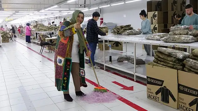 'Temizlikçi' olarak girdiği işletmenin patronu oldu, 320 kişi çalıştırıyor    