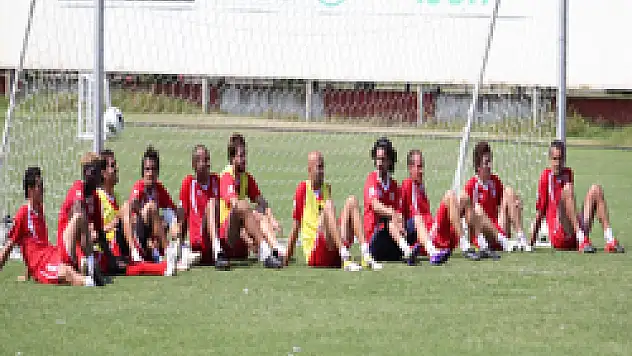 Samsunspor'da Gençler Mesaisi sürüyor