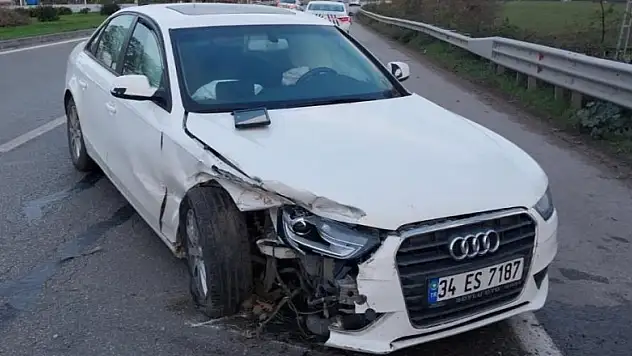 Samsun'da otomobil bariyere çarptı: 1 yaralı