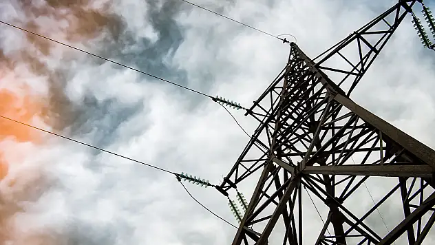 Elektrik tariflerinde sanayi abone grubunda yüzde 16 düzeyinde indirim yapıldı