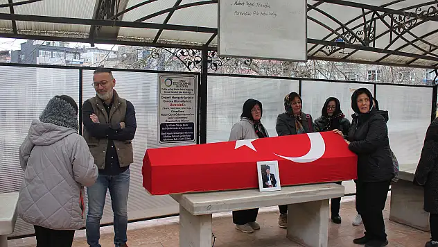 Kıbrıs gazisi son yolculuğuna uğurlandı