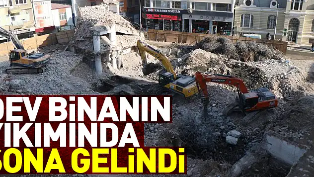 Dev binanın yıkımında sona gelindi
