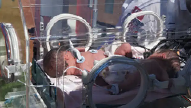 Hava Ambulans Parmak Bebek için havalandı