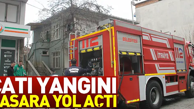 Çarşamba'da çatı yangını hasara yol açtı