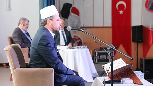 Depremde hayatını kaybedenler için dua gecesi