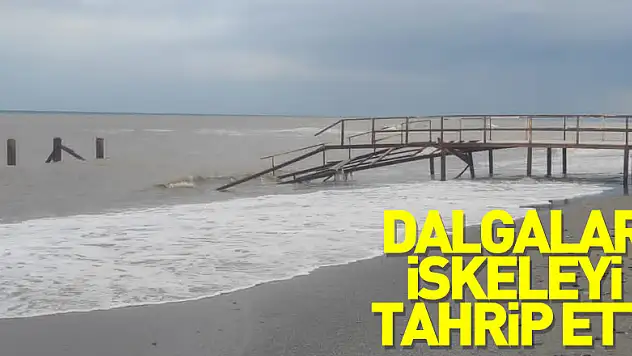 Dalgalar, Alaçam Geyikkoşan Tuz İskelesi'ni tahrip etti