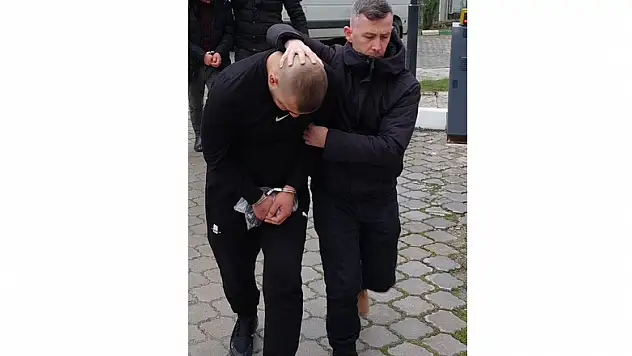 Araç içinde uyuşturucuyla yakalanan şahıs tutuklandı