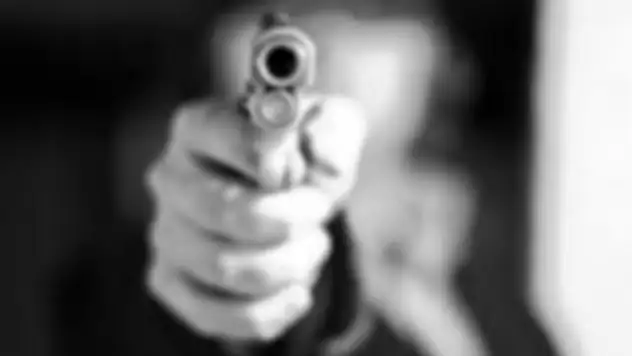 Silahla öldürmeye teşebbüse 8 yıl 9 ay hapis