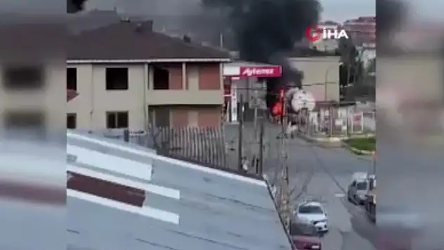 Sultanbeyli'de akaryakıt istasyonunda gaz tankeri alev alev yandı
