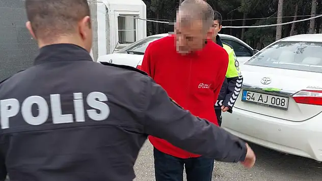 Karısını bıçakla ağır yaralayan koca tutuklandı