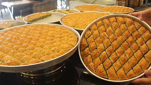 Baklavacıların Ramazan yoğunluğu başladı