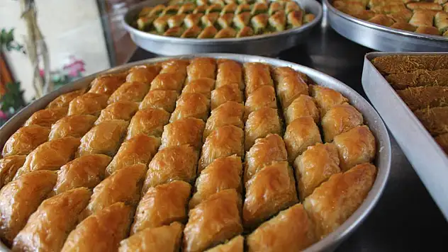 Beslenme uzmanı uyardı, haftada iki porsiyondan fazla tatlı tüketilmemeli