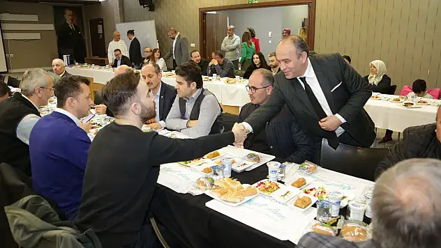 İftar ve seminer bir arada