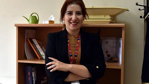 Çocuklar ilk 18 aydan önce ekranla tanışmamalı